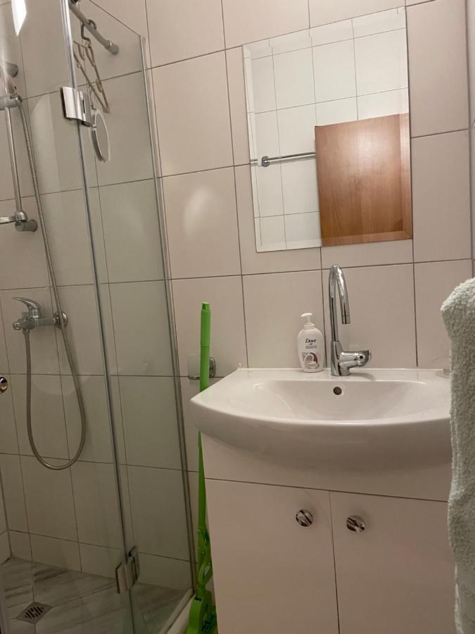 Ski Zone At Gondola, Warm And Cosy, Wifi, Ac, Netflix, Perfect One Bedroom Appartment, Beautiful View Bansko Eksteriør billede